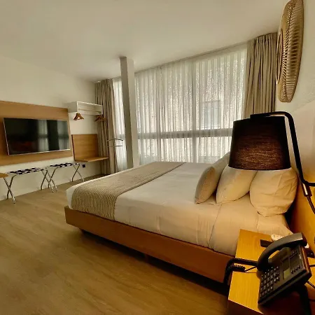Hotel Emblemático Hi 3*