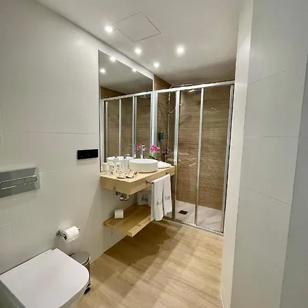 酒店 嗨标志套房酒店